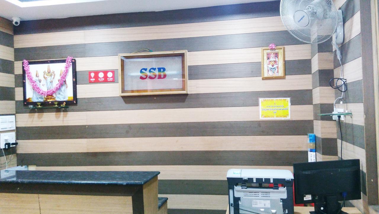 Ssb Residency Hotel ตีรูปาติ ภายนอก รูปภาพ